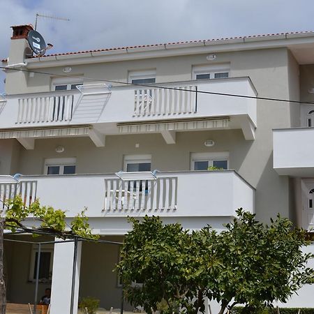 Apartments Pineta Franko 파자나 외부 사진