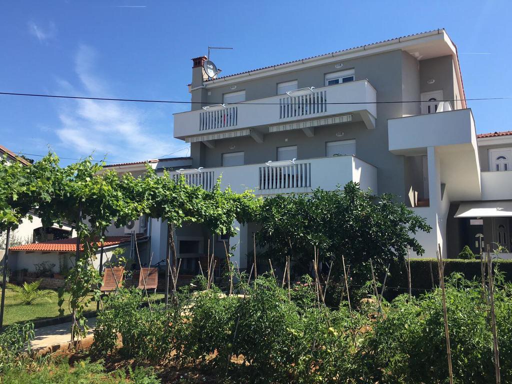 Apartments Pineta Franko 파자나 외부 사진